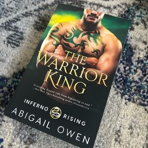 BOOK: The Warrior King by Abigail Owen